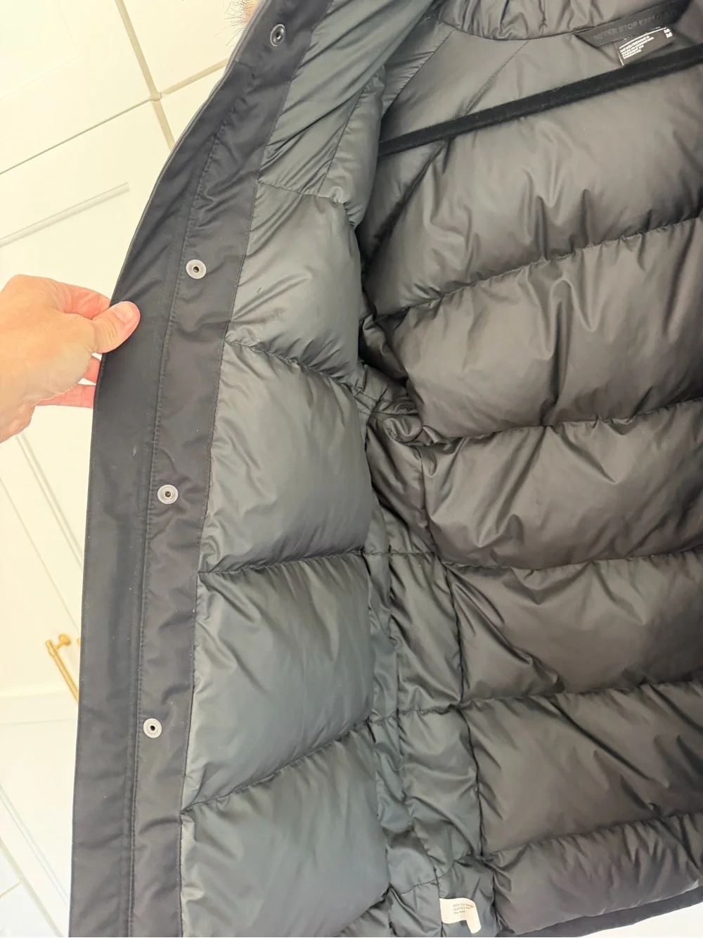 The north face men’s mccurdo down parka with fur hood removable medium